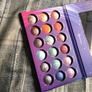 bh cosmetics galaxy chic palette